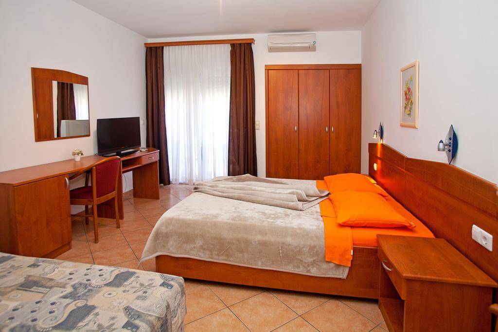 Guesthouse Villa Adria 말린스카 외부 사진