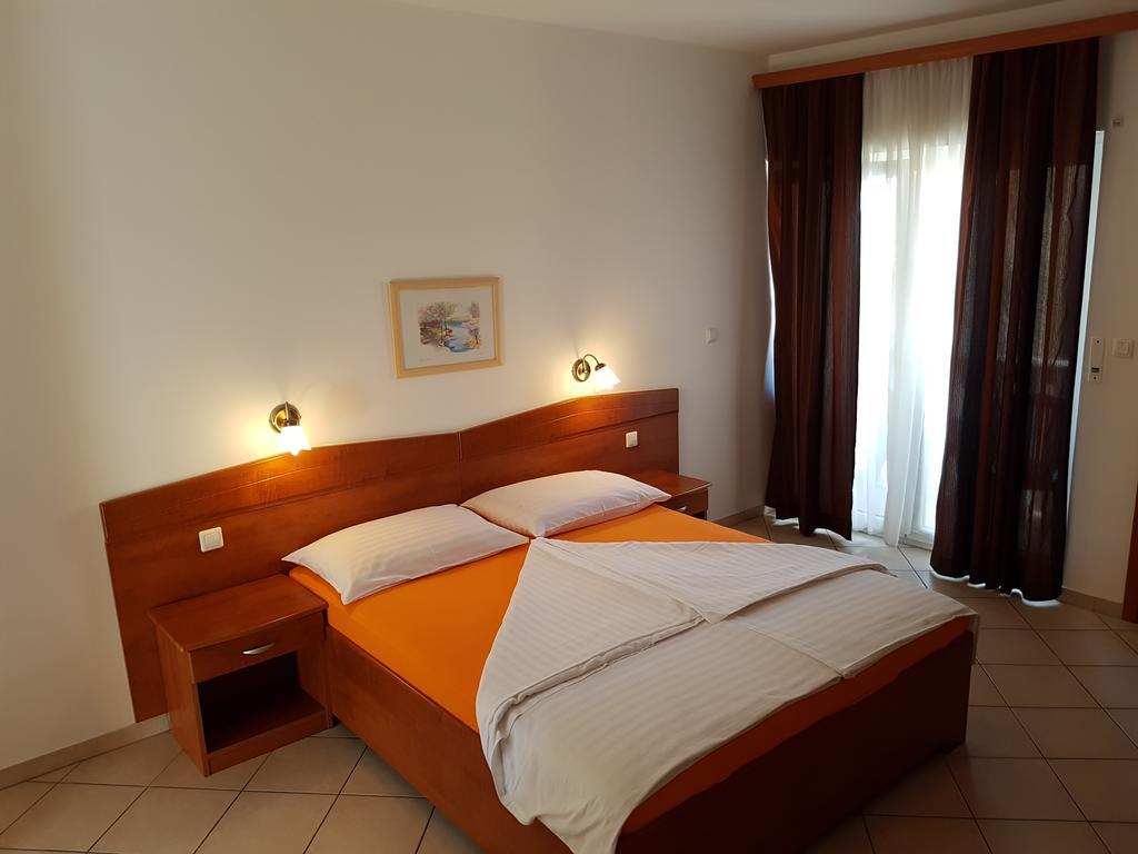 Guesthouse Villa Adria 말린스카 외부 사진