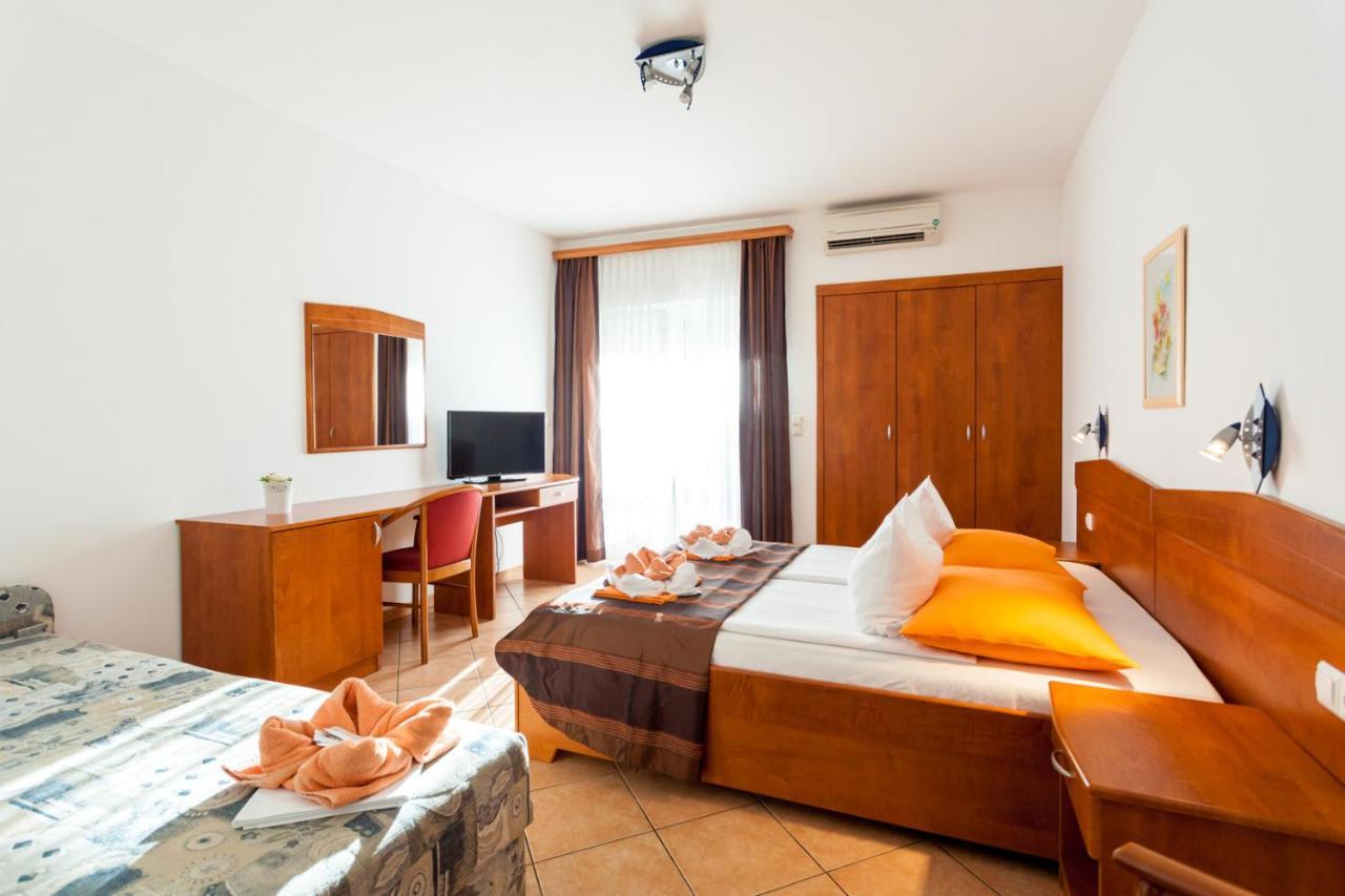 Guesthouse Villa Adria 말린스카 외부 사진