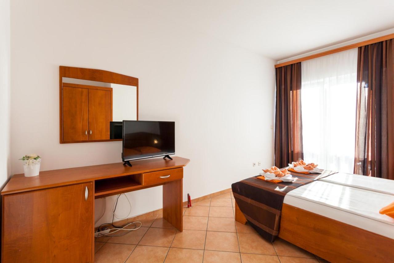 Guesthouse Villa Adria 말린스카 외부 사진